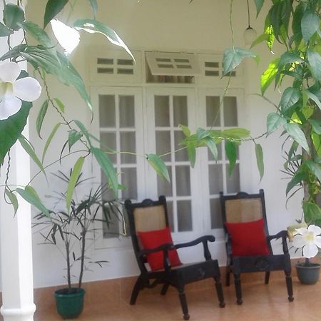 Anusha Apartment 15 Homestay Galle Exterior foto